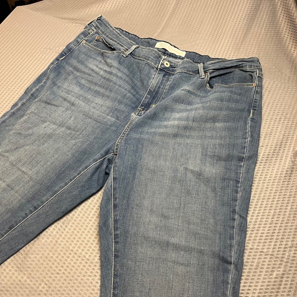 Levi Strauss Signature Mid Rise Slim Jeans Light Wash Women Size 36